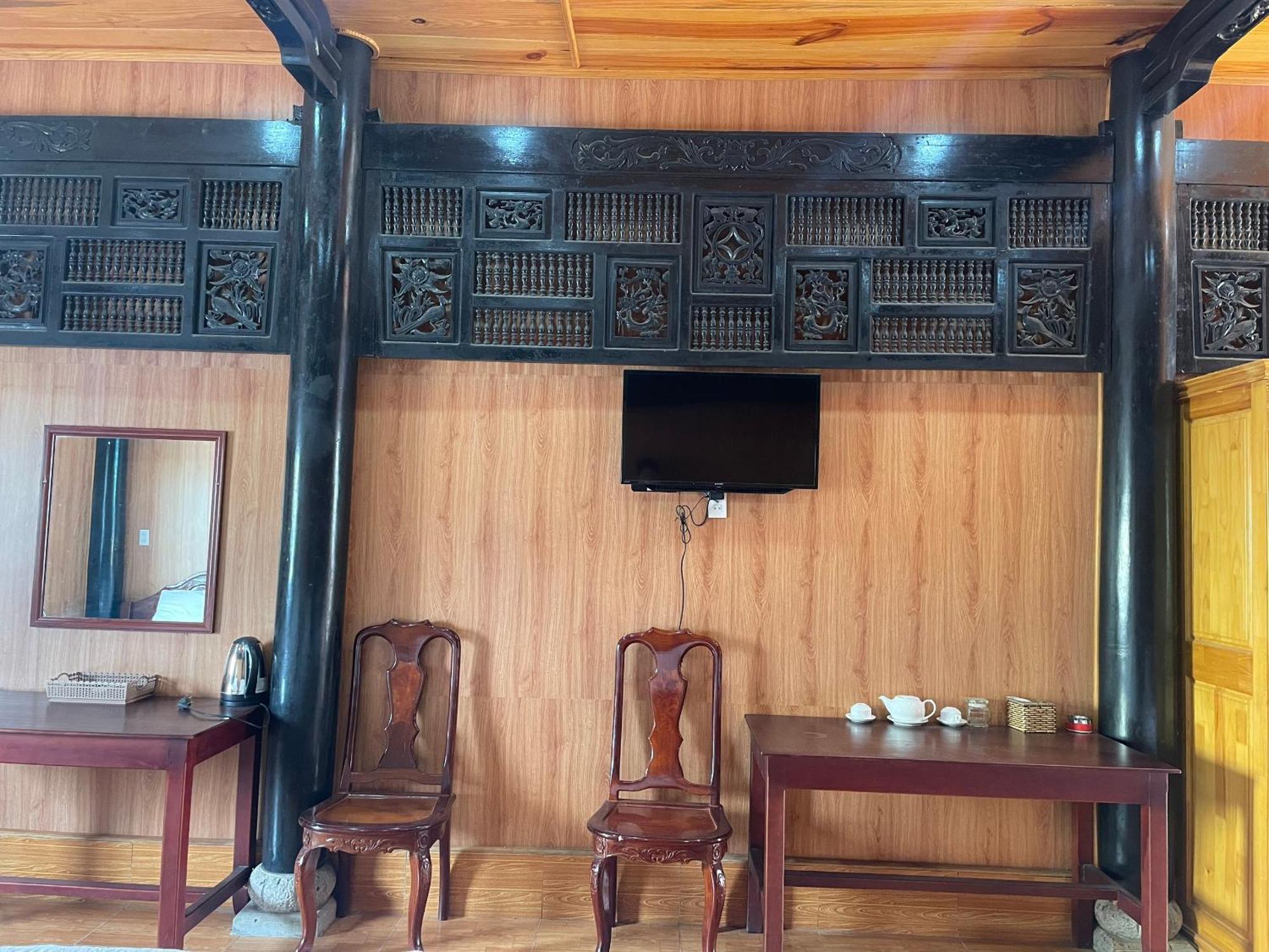 فندق Khach San Huong Xua ها تيان المظهر الخارجي الصورة